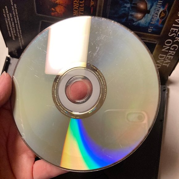 The Amityville Horror DVD - Ryan Reynolds, Melissa George - Picture 4 of 4